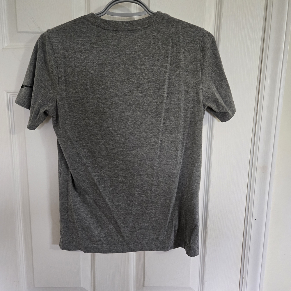 Nike/Rize Colab Youth Large Gray Tee with Black Let's Go W Neon Yellow SwooshEUC - Picture 3 of 4